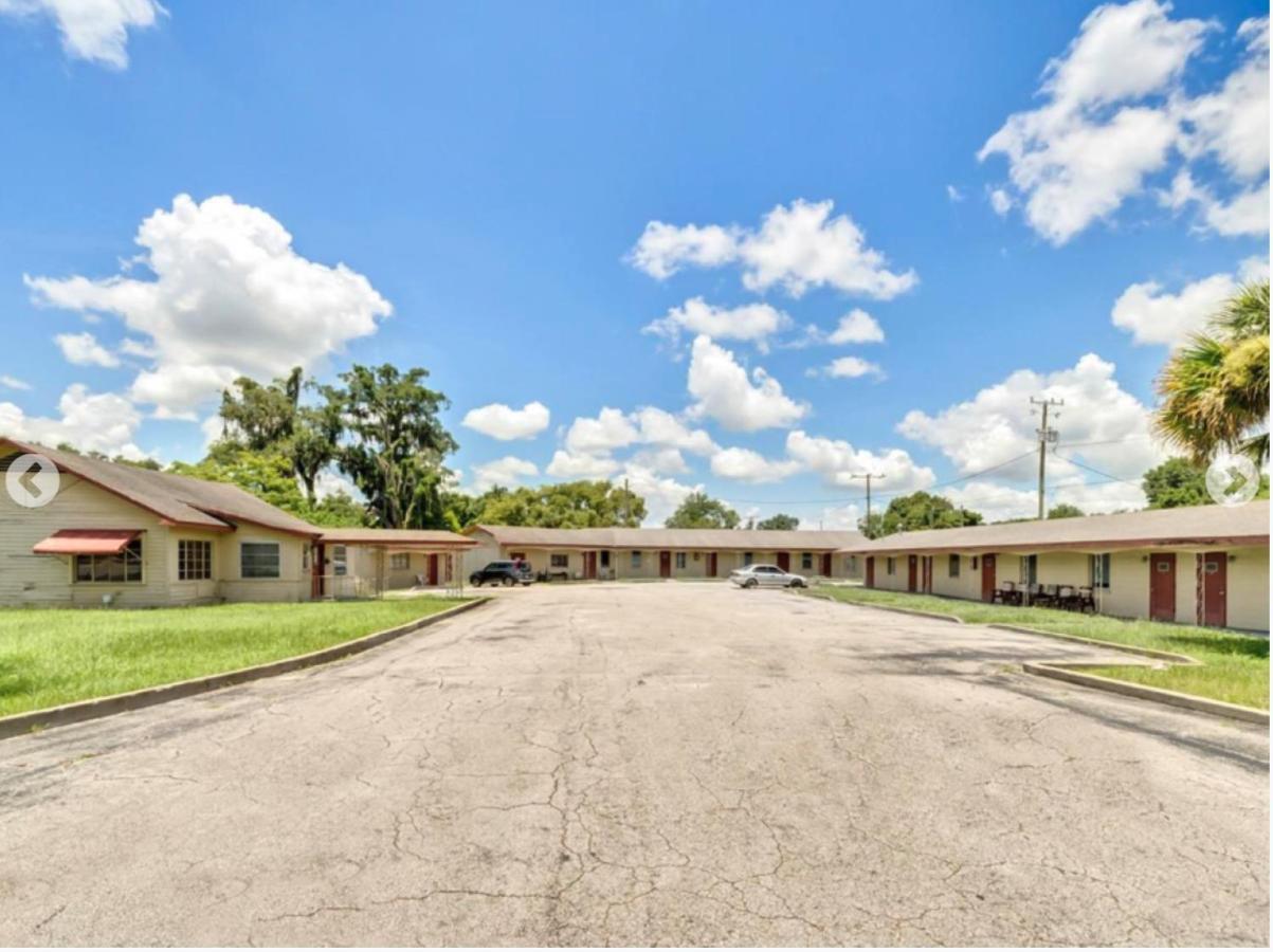 Deland Motel Luaran gambar